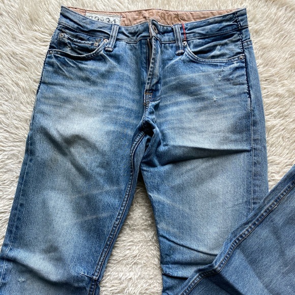 Z Brand Distressed LOW RISE STRAIGHT LEG Jeans - Picture 2 of 6